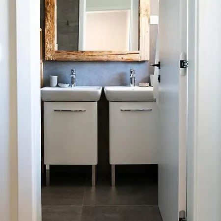 Sked'n Lägenhet Bled